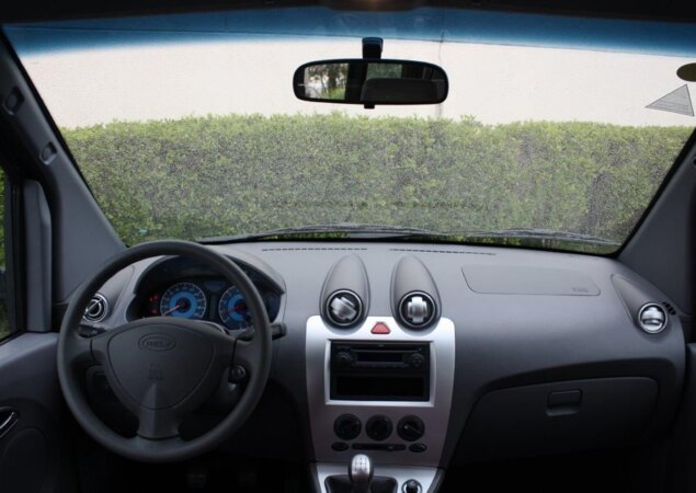 Ar-condicionado, vidros elétricos, airbags... termos desconhecidos da Kombi