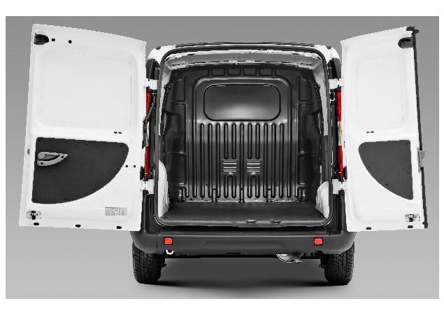 A Fiat ainda oferece um 'kit iluminação', composto por faróis de neblina e brake light, por R$ 388
