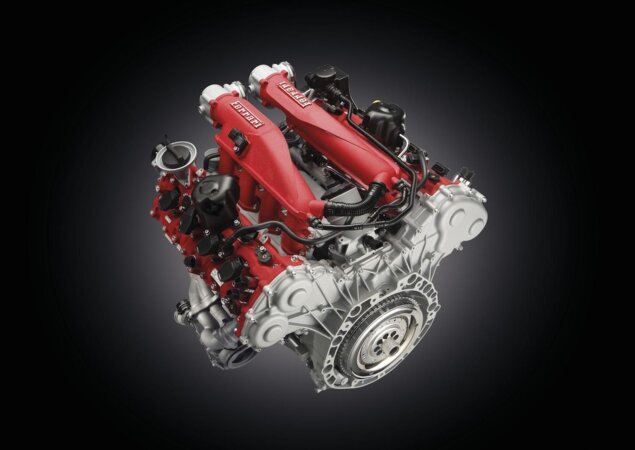 Motor 3.8 V8 biturbo a gasolina gera 560 cv