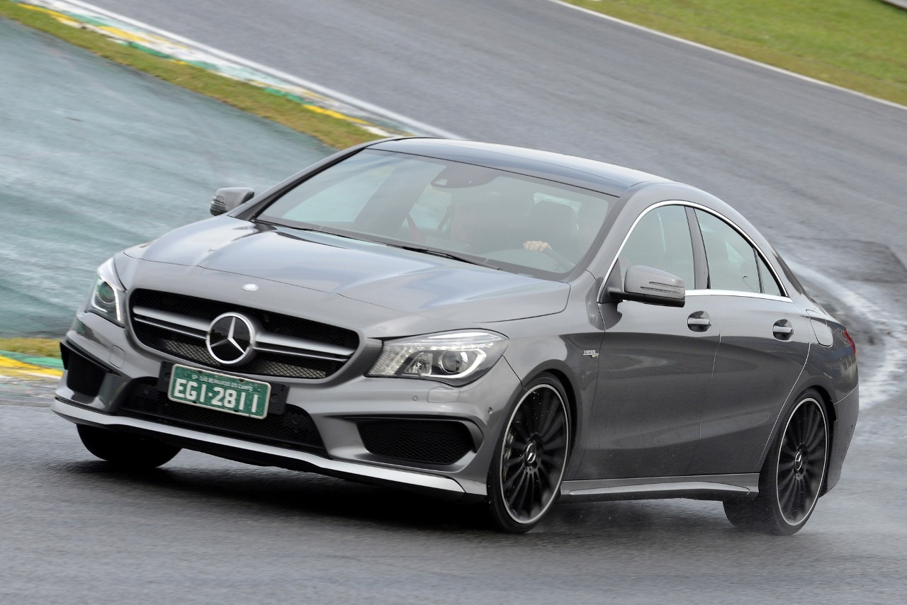 Mercedes-Benz CLA 45 AMG é a configuração mais potente do sedã de entrada da marca