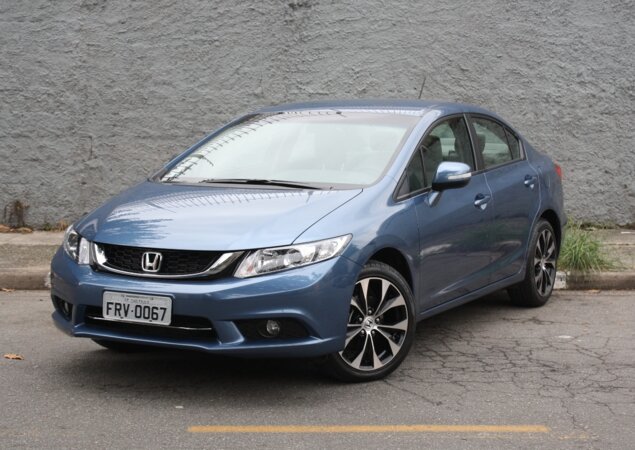 Honda Civic LXR: líder, por enquanto