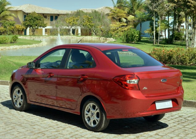 O sedã estará à venda com opções de motor 1.0 de três cilindros e 1.5