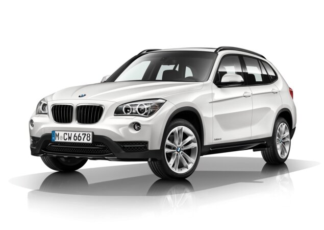 O X1, menor SUV da marca, será produzido na fábrica da BMW em Araquari (SC)