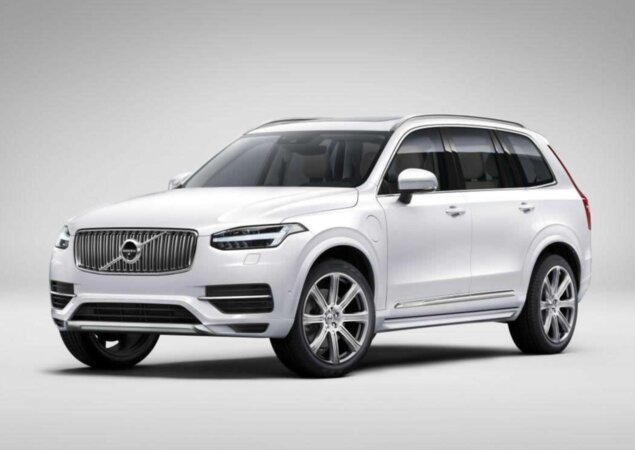 Nova geração do Volvo XC90 (foto) será vendida no Brasil em duas versões