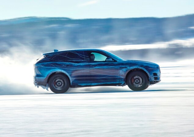 As vendas do F-Pace começam em 2016