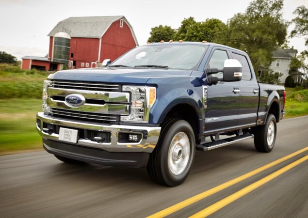 A família Série F também é composta pela F-250. Na foto, a versão Lariat
