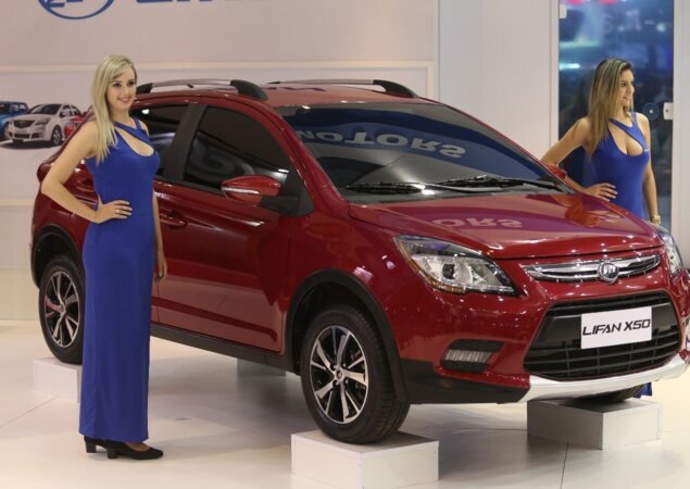 Crossover compacto X50 também está nos planos para o Brasil, já em fase final de homologação
