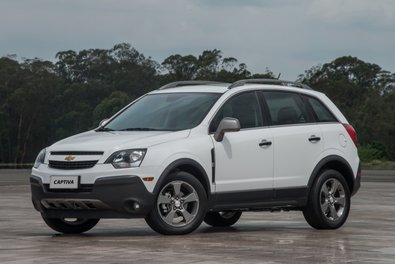 Linha 2016 do Chevrolet Captiva já está nas lojas por R$ 103.990
