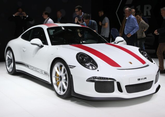 Porsche 911 R: motor 4.0 aspirado de seis cilindros e 500 cv