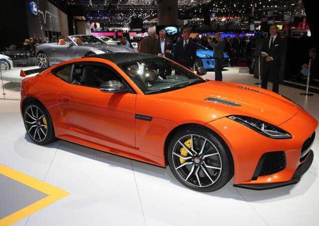 Jaguar F-Type SVR coupe: motor 5.0 V8  de 575 cv