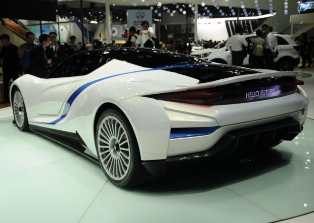 BAIC Arcfox-7