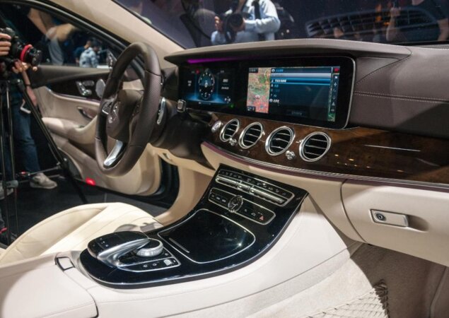 Mercedes-Benz E-Class LWB