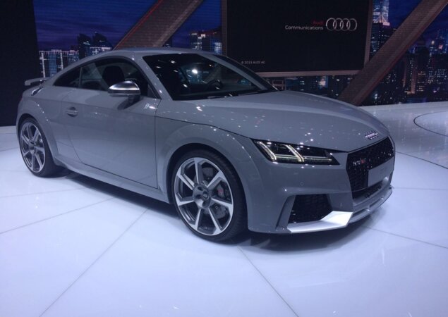 Audi TT RS: nova geração ganhou visual atualizado e motor mais potente, se tornando o TT mais rápido da história do modelo