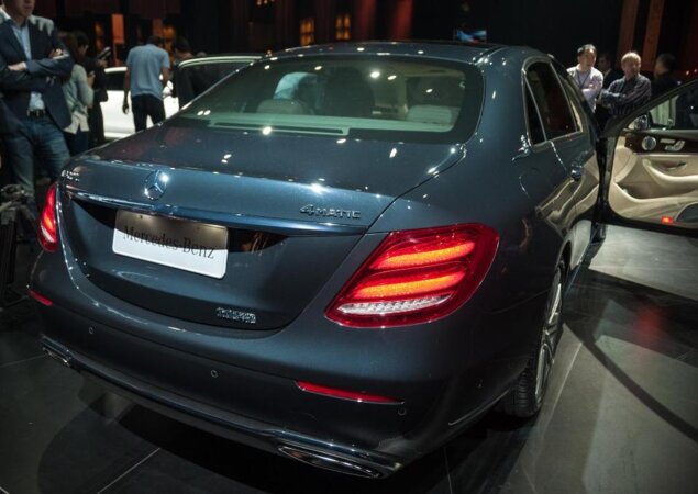 Mercedes-Benz E-Class L