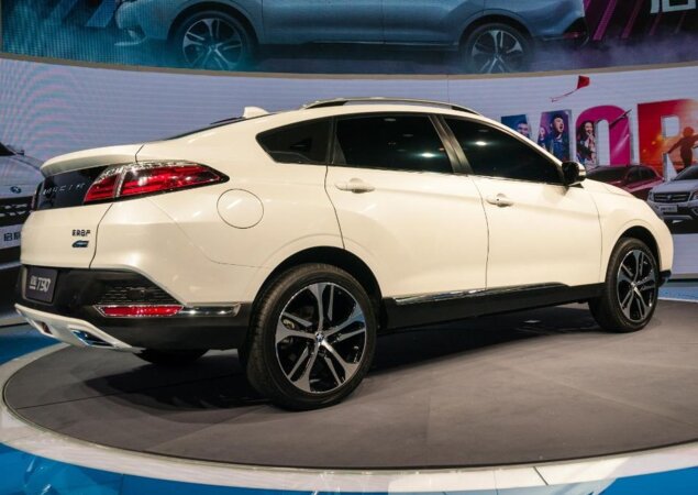 Venucia T90