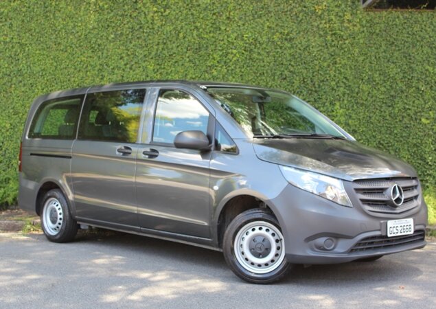 Mercedes-Benz Vito Tourer Comfort leva até nove ocupantes