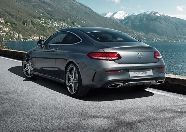 Motorização é a 2.0 turbo a gasolina de 211 cv de potência