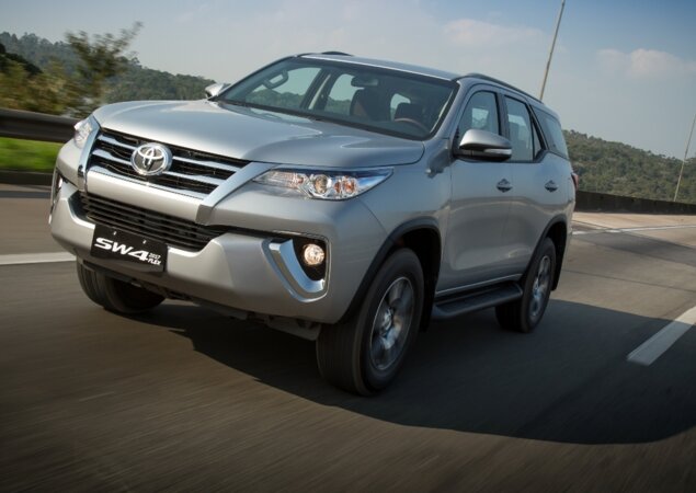 Motor é o mesmo 2.7 de 163 cv (etanol) da Hilux