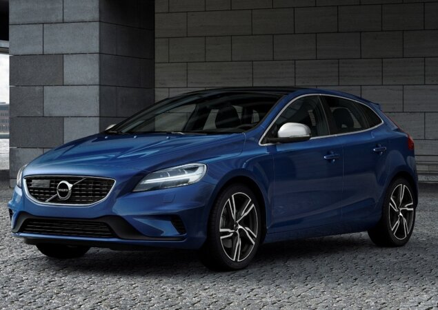 Volvo lança hatch V40 com visual renovado no Brasil