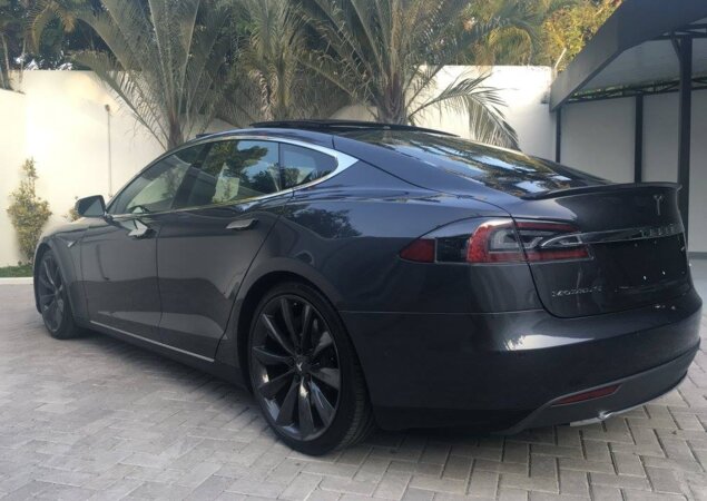 O Model S será exibido no Salão do Automóvel