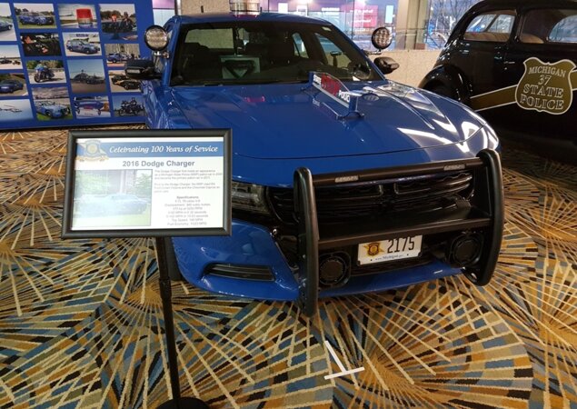 Dodge Charger 2016: modelo estreou na polícia de Michigan em 2006 e se tornou o carro principal da força policial em 2011. Motor: 5.7 V8 de 370 cv