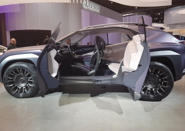 Lexus UX Concept: mais um protótipo com estilo futurista e que estreia um novo conceito de assentos ergonômicos