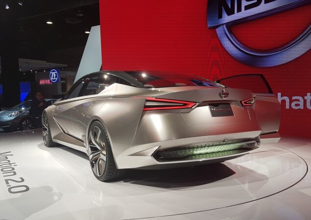 Nissan Vmotion 2.0: conceito com desenho futurista conta com condução autônoma