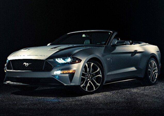 Ford divulga imagens do Mustang conversível reestilizado