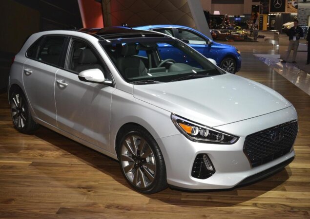 Novo Hyundai Elantra GT é revelado no Salão de Chicago