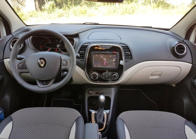 Versão Intense traz ar-condicionado automático