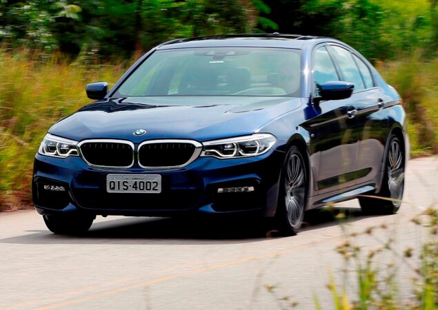 As opções são 530i e 540i, ambas com o pacote visual M Sport