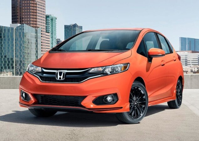 Nova versão Sport é inspirada no irmão maior Civic, porém não é a de entrada