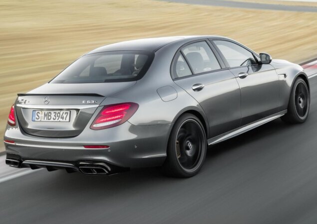 Nova tração integral 4MOTION deixou o comportamento do E63 AMG mais neutro
