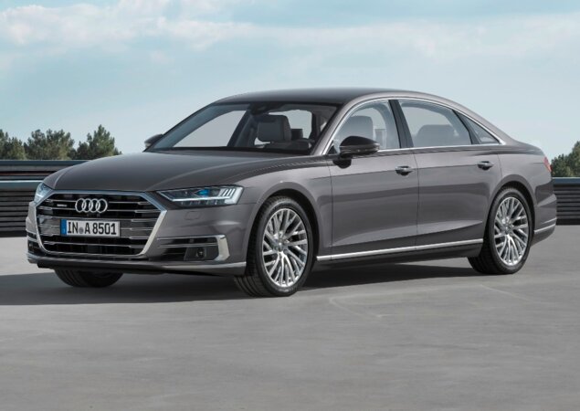 A versão A8 L tem 13 cm a mais no entre-eixos