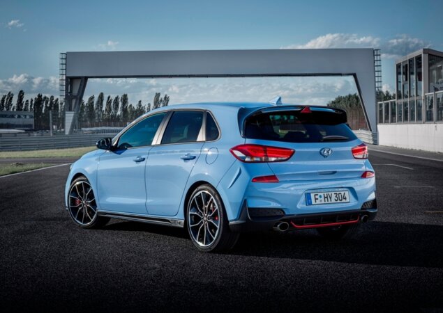 Modelo tem motor 2.0 turbo que pode desenvolver até 275 cv