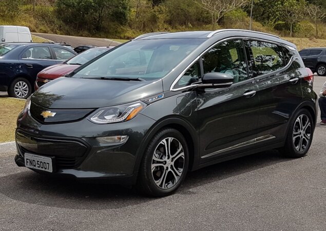 Chevrolet Bolt já vendeu mais de 13 mil unidades dos EUA