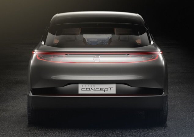 Motor é elétrico e oferece autonomia que varia de 400 km a 520 km, dependendo da versão