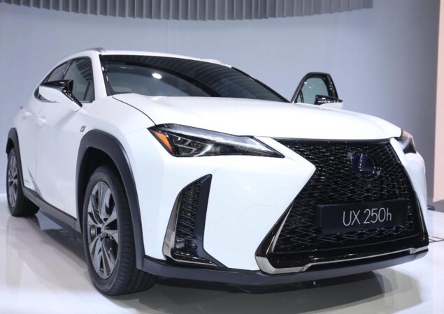 Lexus UX