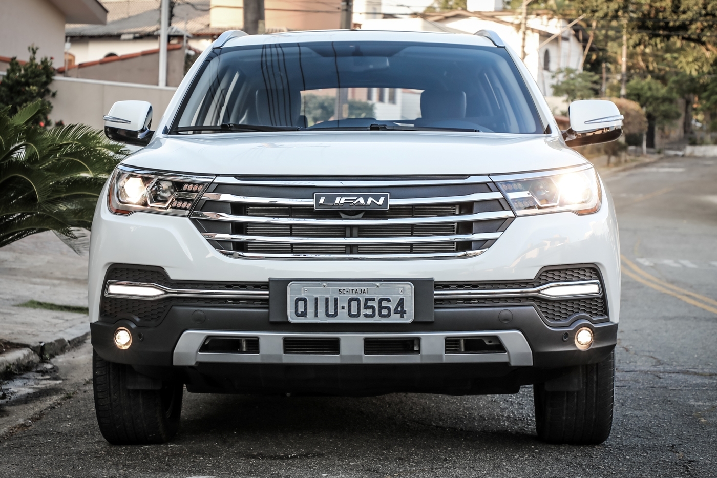 SUV é o primeiro chinês de luxo à venda no Brasil