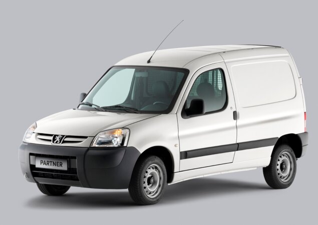 Peugeot Partner volta ao mercado em versão única