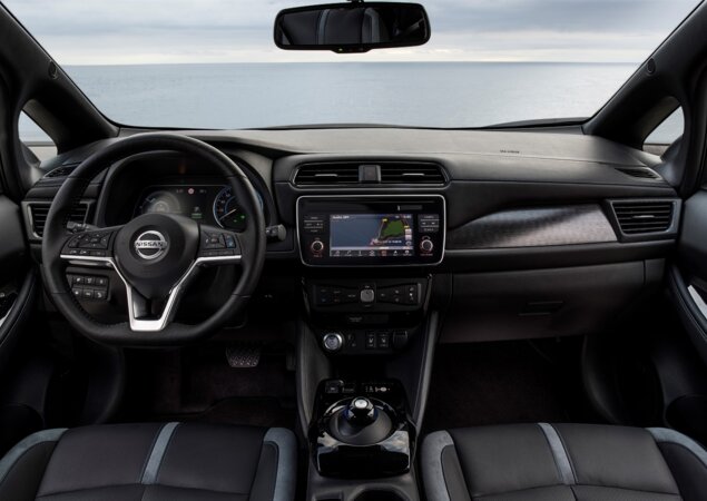 Interior traz semelhanças com o Kicks