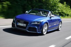 Audi TT RS desembarca no Brasil por R$ 399 mil