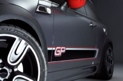Conheça o MINI Cooper John Cooper Work GP 