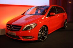 Mercedes apresenta nova geração do Classe B