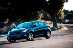 Elantra 2013 chega às lojas com motor 2.0 flex