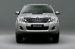 Toyota Hilux e SW4 ganham itens de conforto na linha 2014