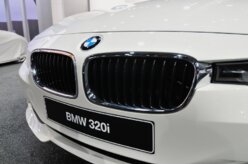 BMW lançará 320i com tecnologia flex no Brasil
