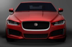 Jaguar inicia a produção do novo sedã XE
