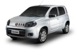 Fiat Uno Vivace ganha série especial Itália