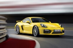 Porsche Cayman GT4 já está à venda